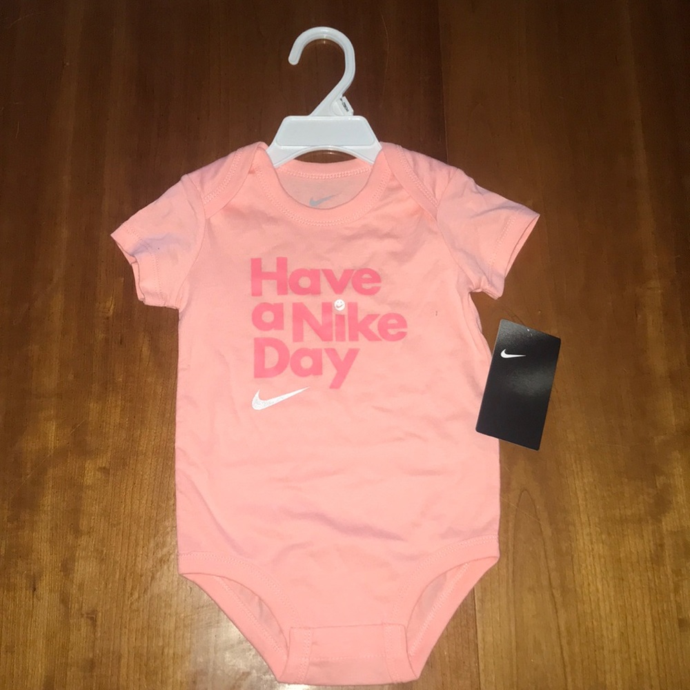 Nike 9/12M Onesie